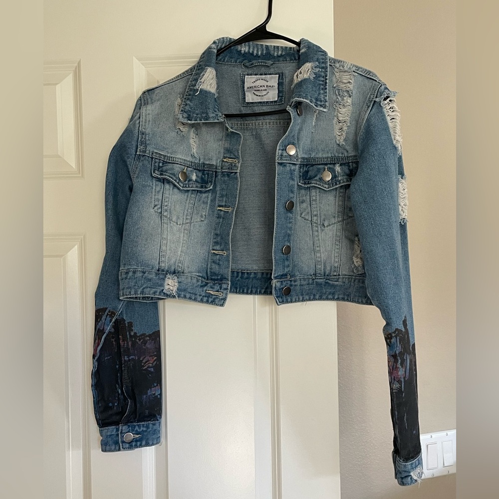 Cute Fashionable Crop Denim Jacket